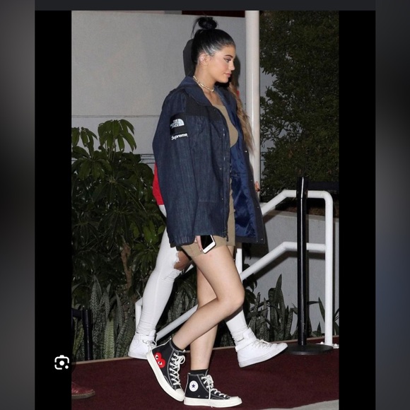 Supreme The North Face Denim Dot Shot Jacket. Worn twice. In great condition!! - Picture 2 of 16